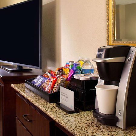 הרנדון Embassy Suites By Hilton Dulles Airport מראה חיצוני תמונה
