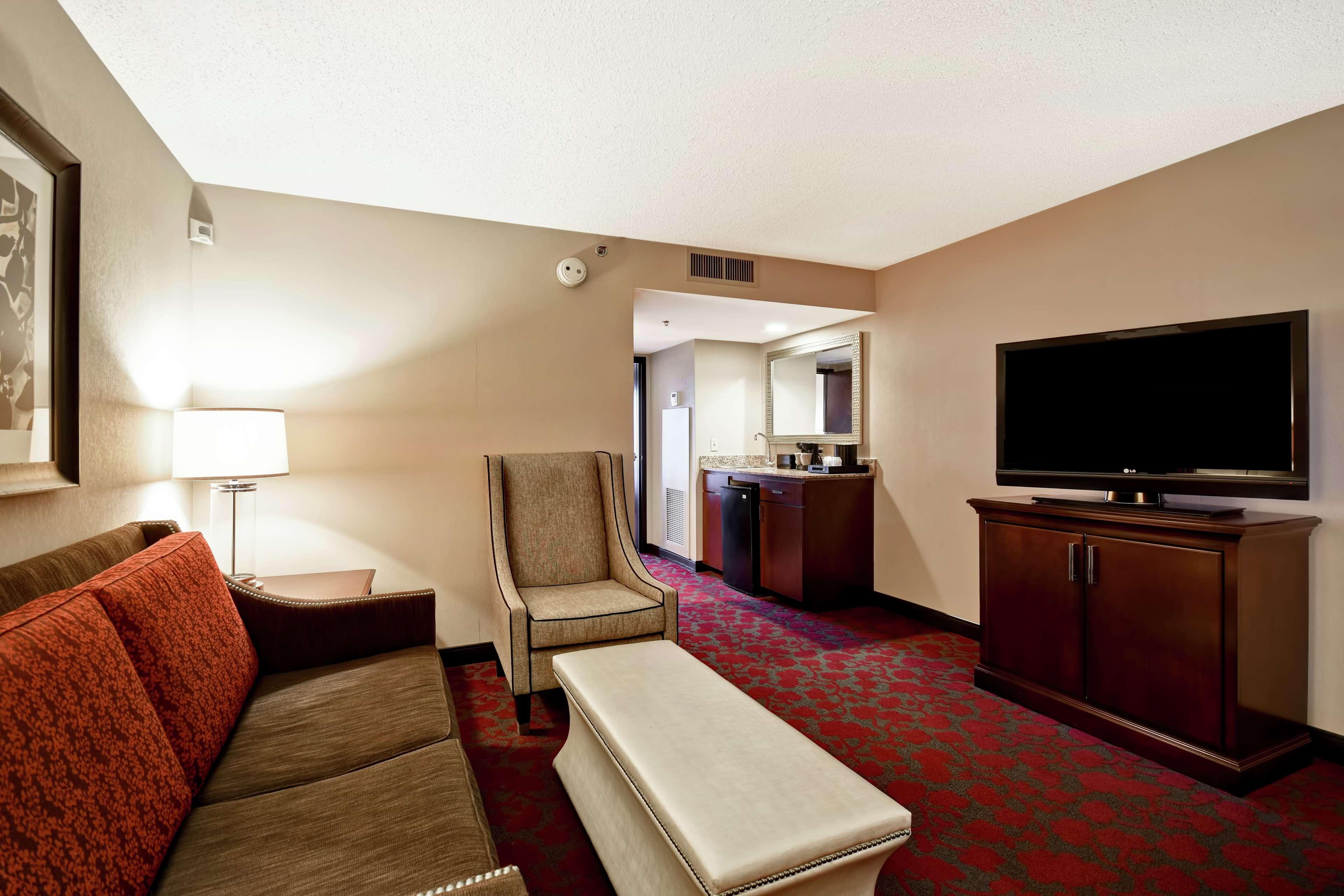 הרנדון Embassy Suites By Hilton Dulles Airport מראה חיצוני תמונה