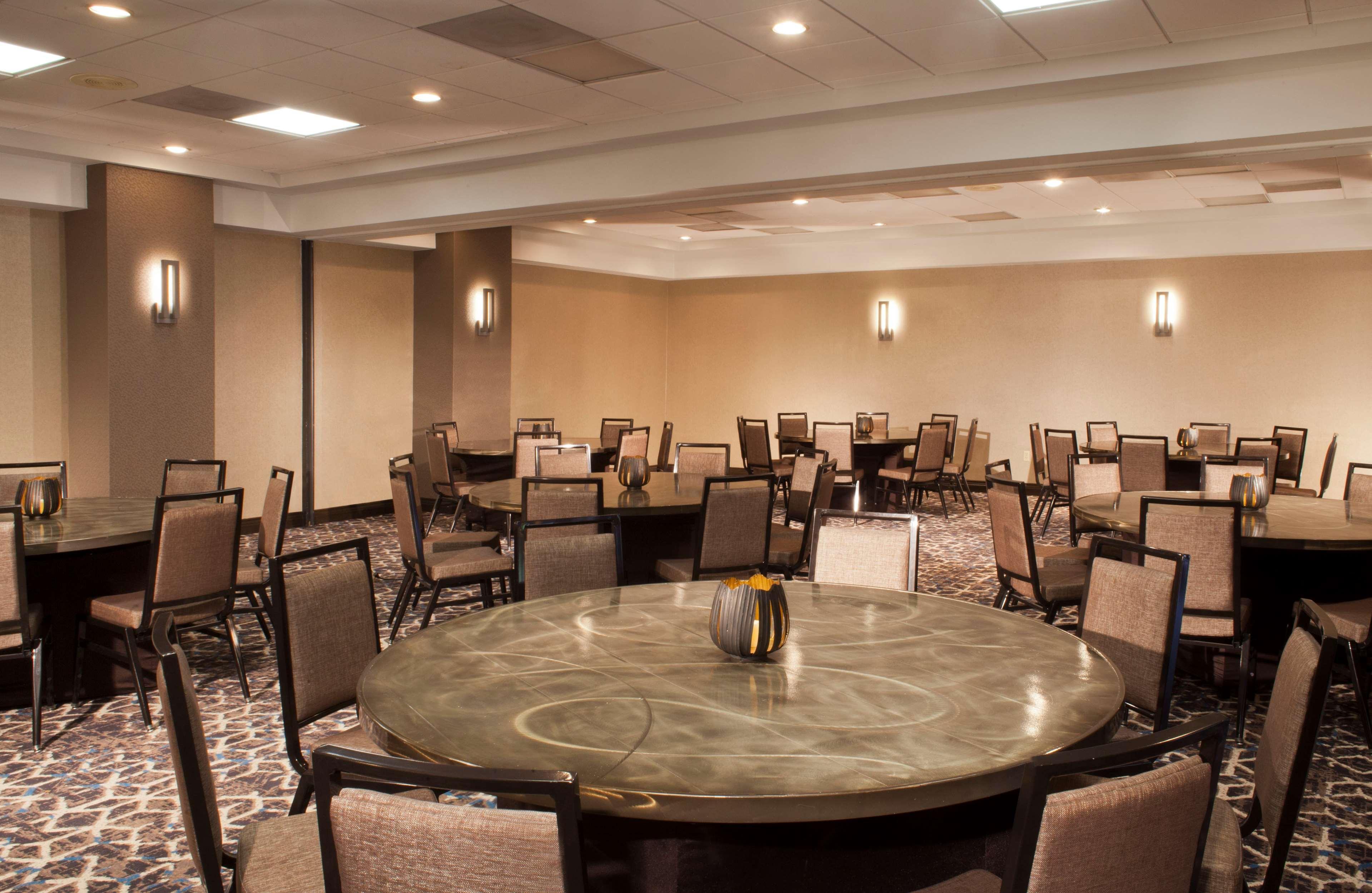 הרנדון Embassy Suites By Hilton Dulles Airport מראה חיצוני תמונה